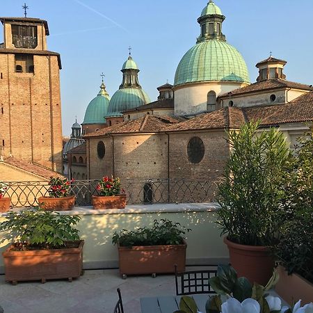 Apartamento La Loggia Al Duomo - Treviso Exterior foto