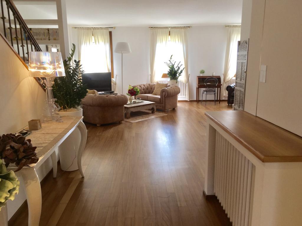 Apartamento La Loggia Al Duomo - Treviso Exterior foto